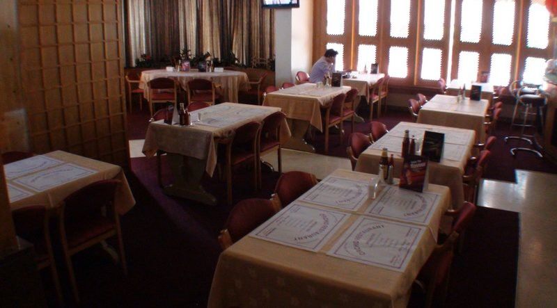 Orchid Hotel Deira Дубай Экстерьер фото